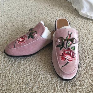Pink velvet embroidered mules/slides